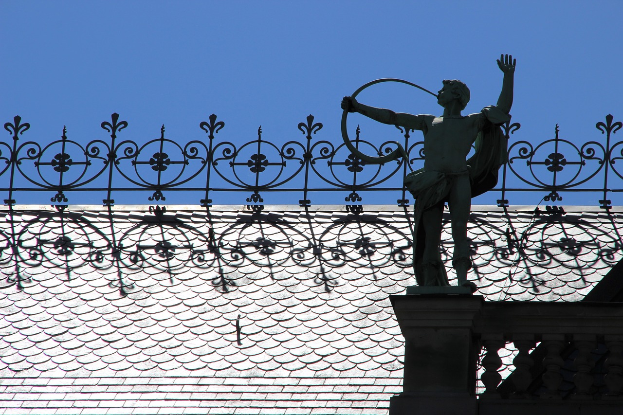 the district court of hamburg  district court  roof free photo