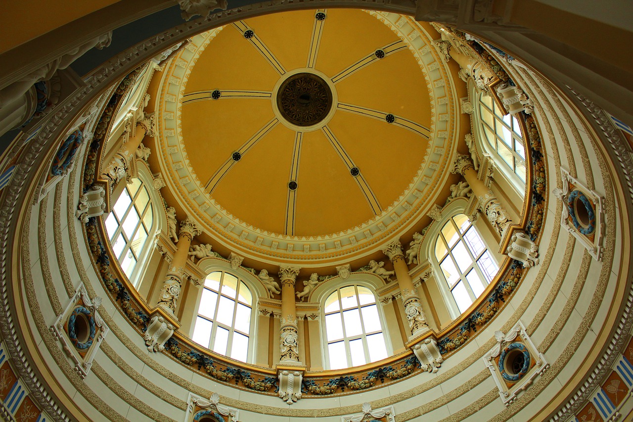 the dome  the roof of the  the vault free photo