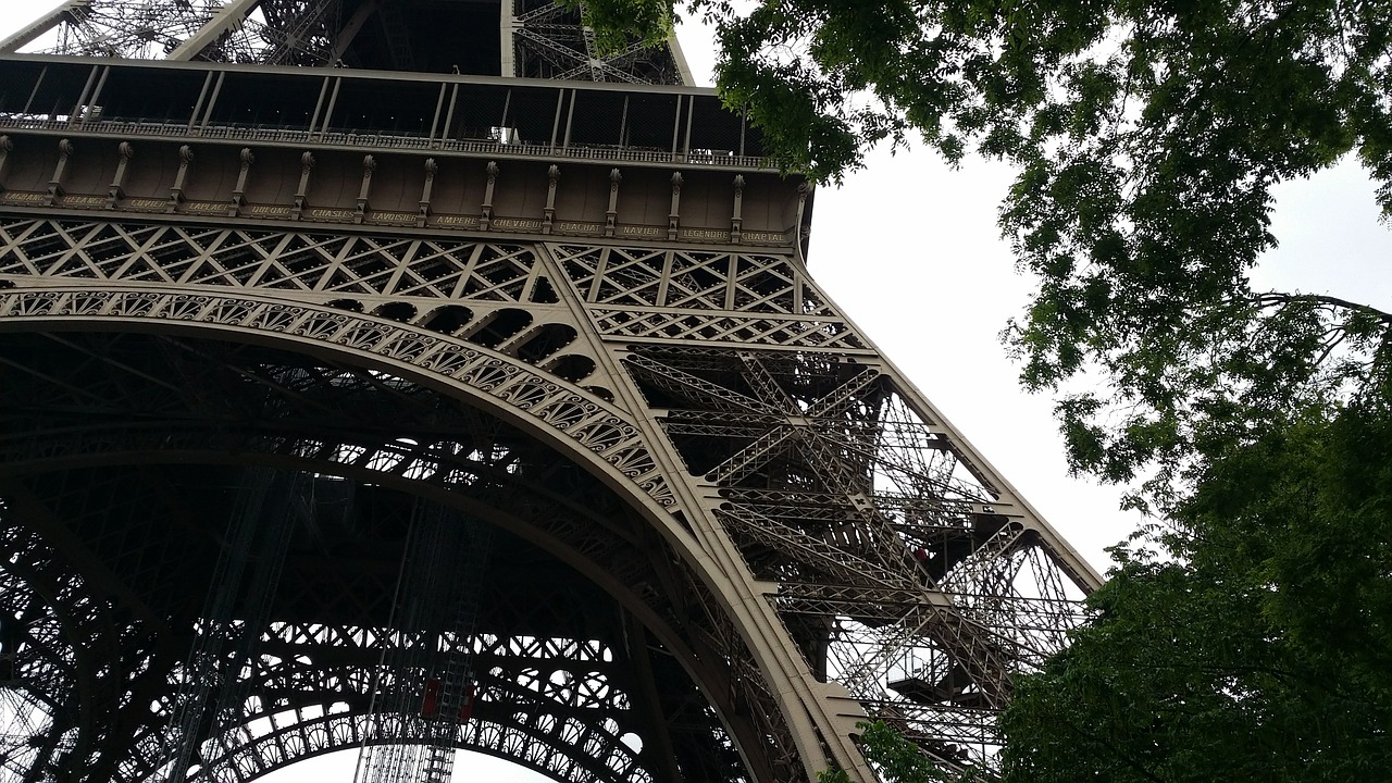 the eiffel tower paris structure free photo