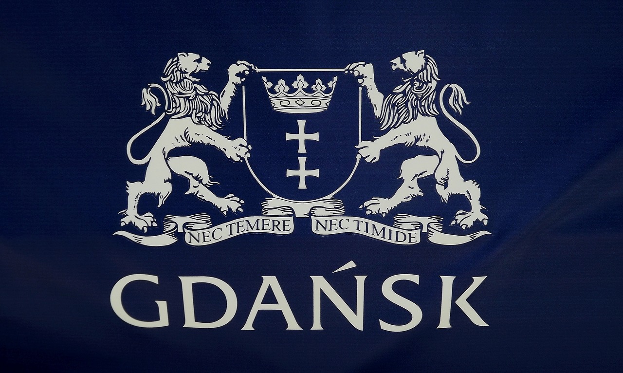 the emblem of the city gdansk color free photo