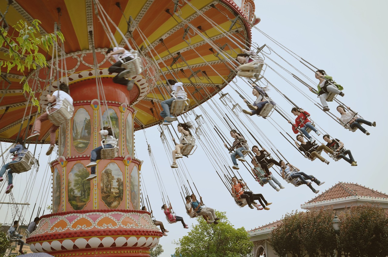 the ferris wheel amusement park rotate free photo