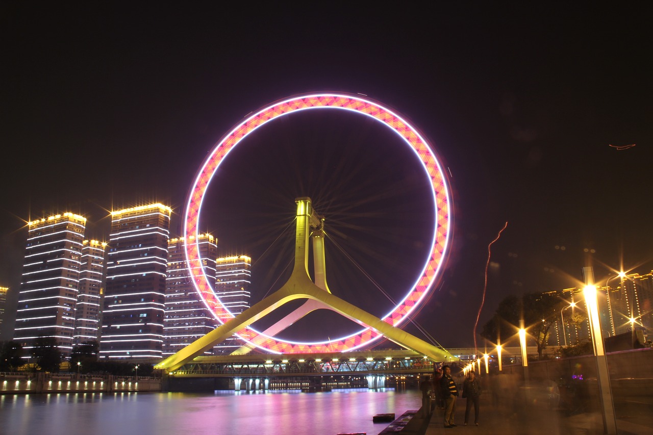 the ferris wheel tianjin the night free photo