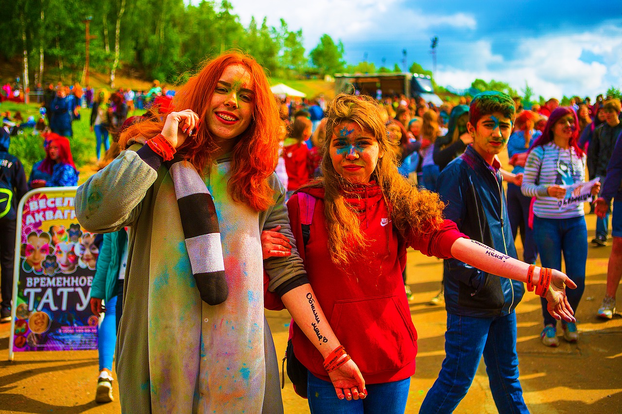 the festival of colors holi moscow free photo