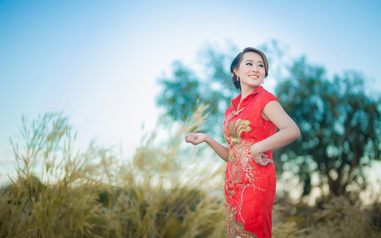 the fight red dress chinese dress free photo