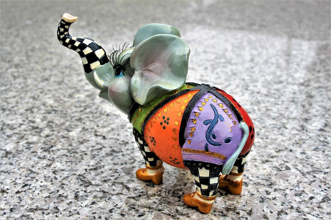 the figurine elephant porcelain free photo