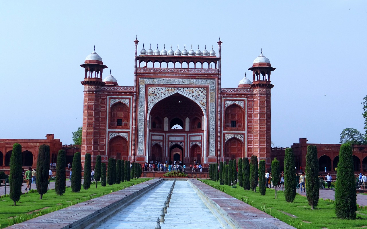 the great gate taj mahal darwaza-i-rauza free photo
