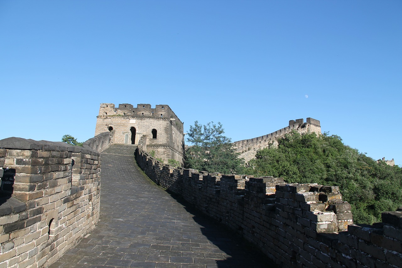 the great wall the great wall at mutianyu china free photo