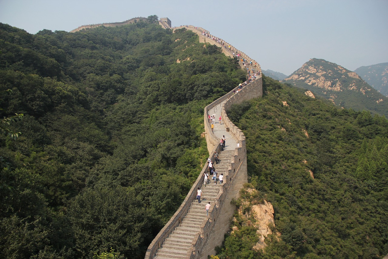 the great wall the majestic mountain free photo