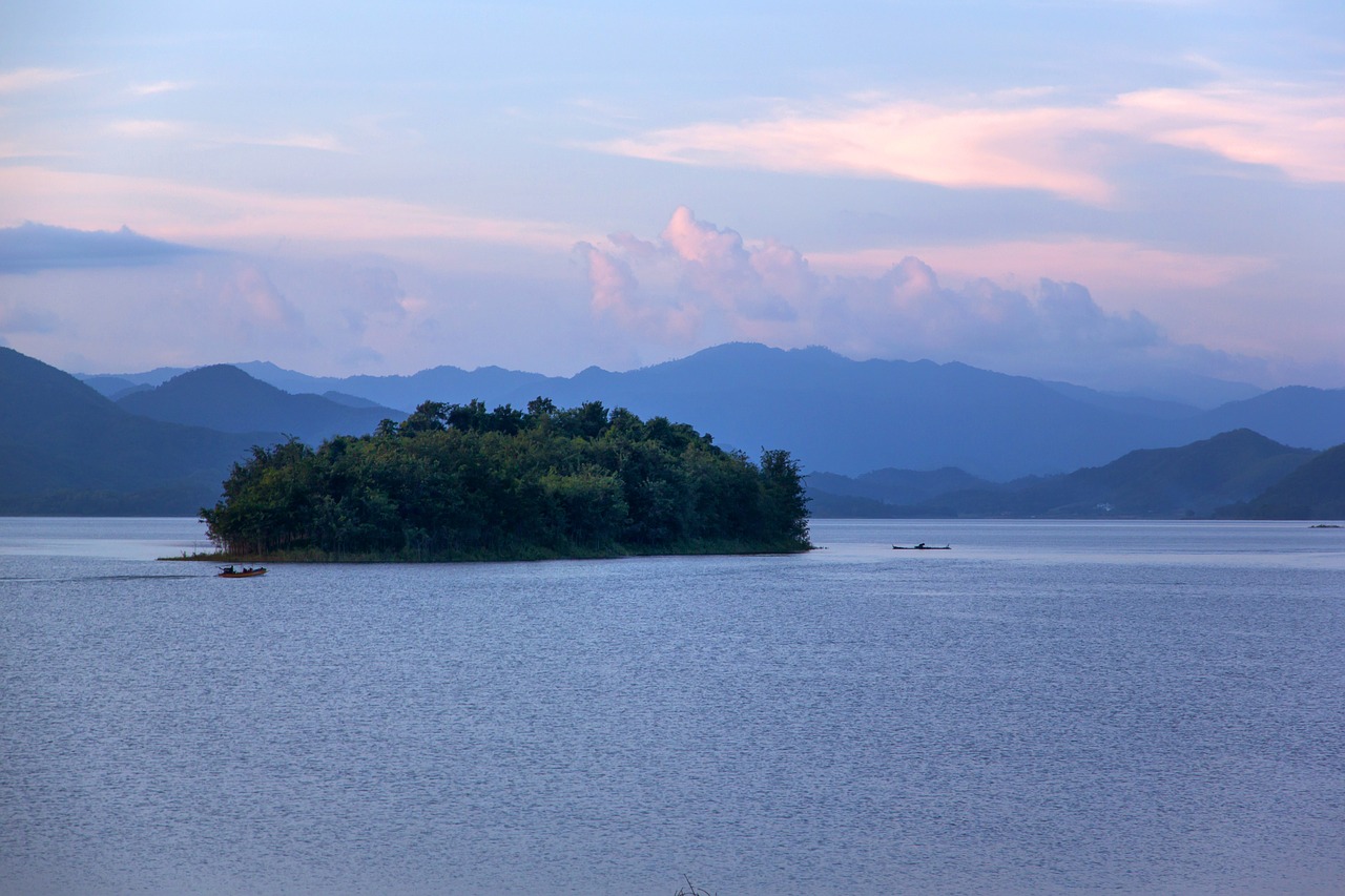 the island reservoir evening free photo