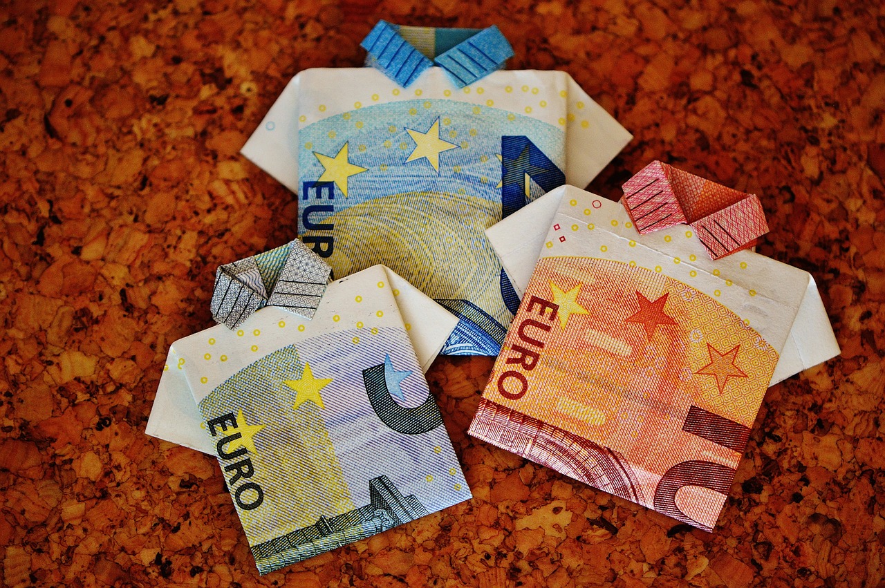 the last shirt bank note 20 euro free photo