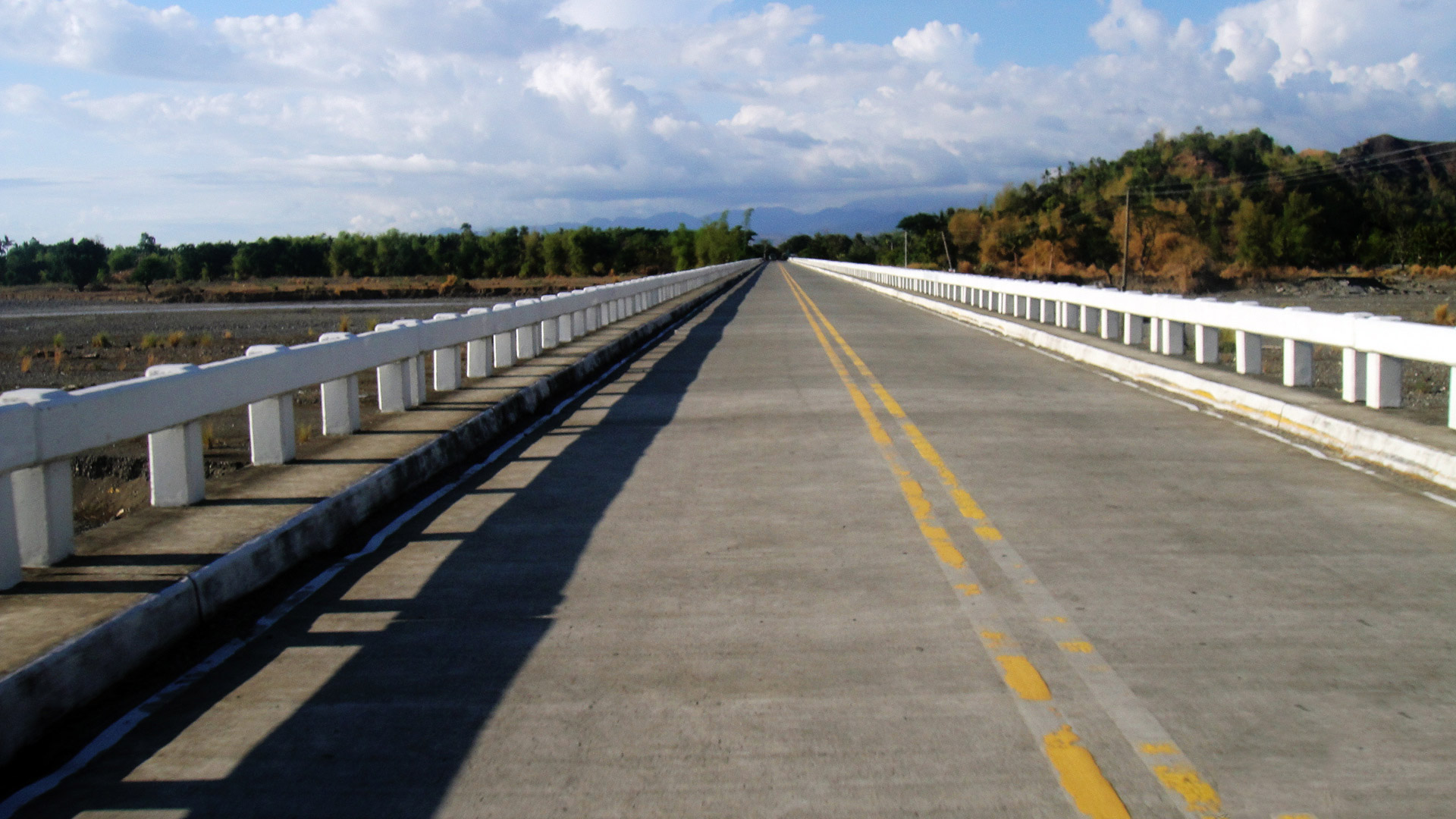 road lines travel free photo