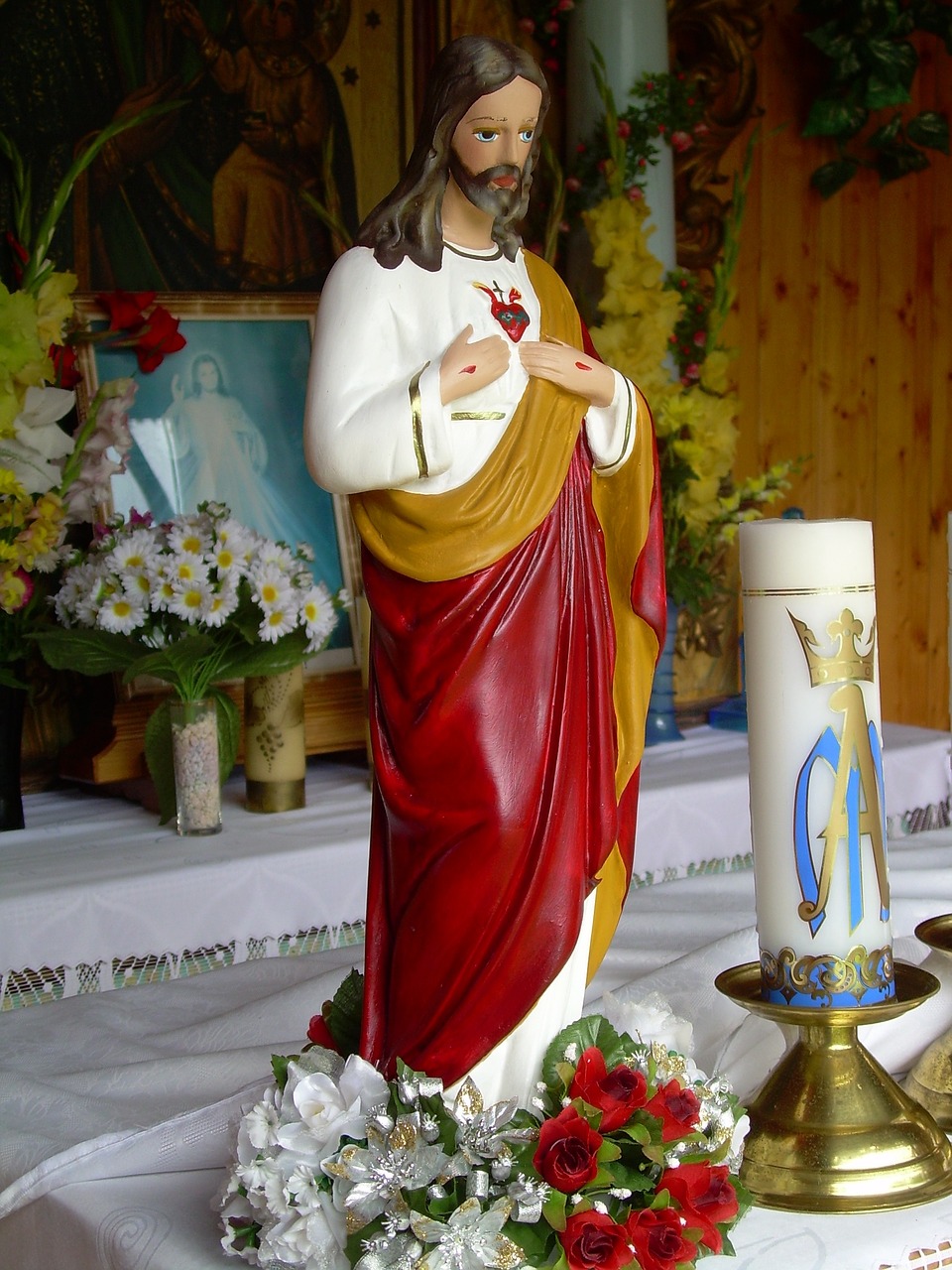 the lord jesus jesus christ figure free photo