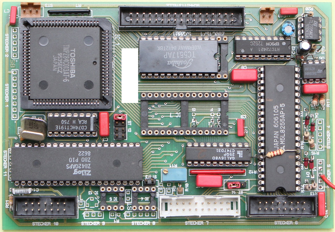 the main processor  semiconductor  microchip free photo
