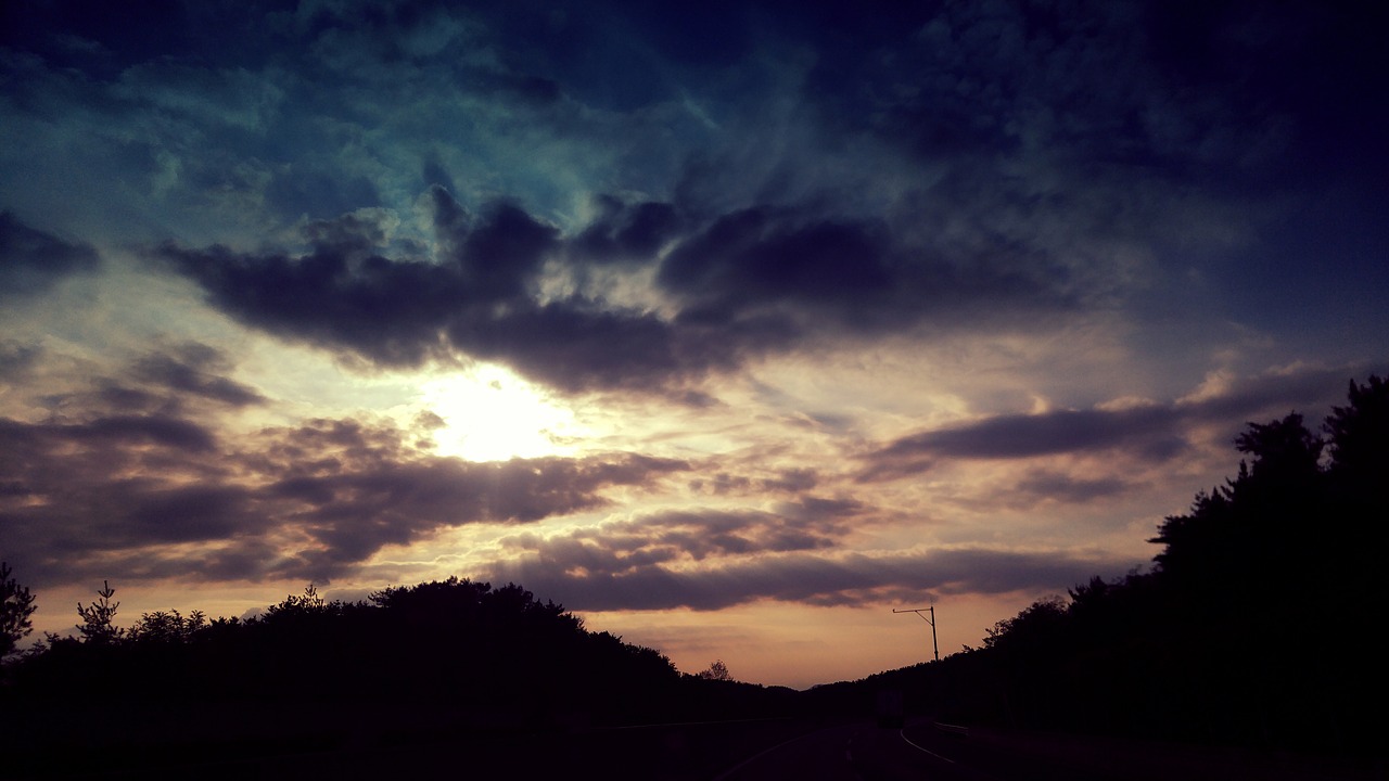 the night sky sky cloud free photo