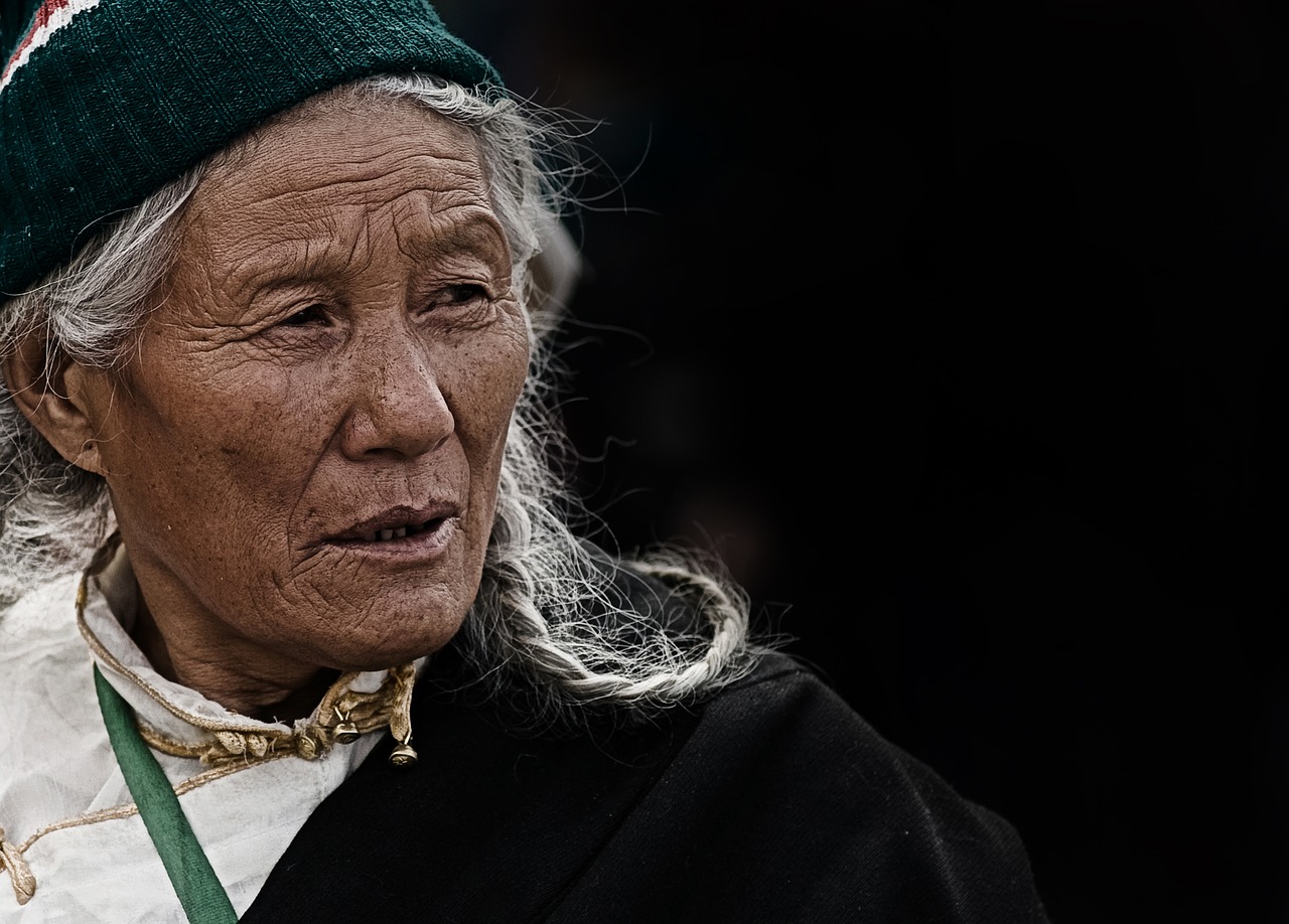the old man tibet vicissitudes free photo