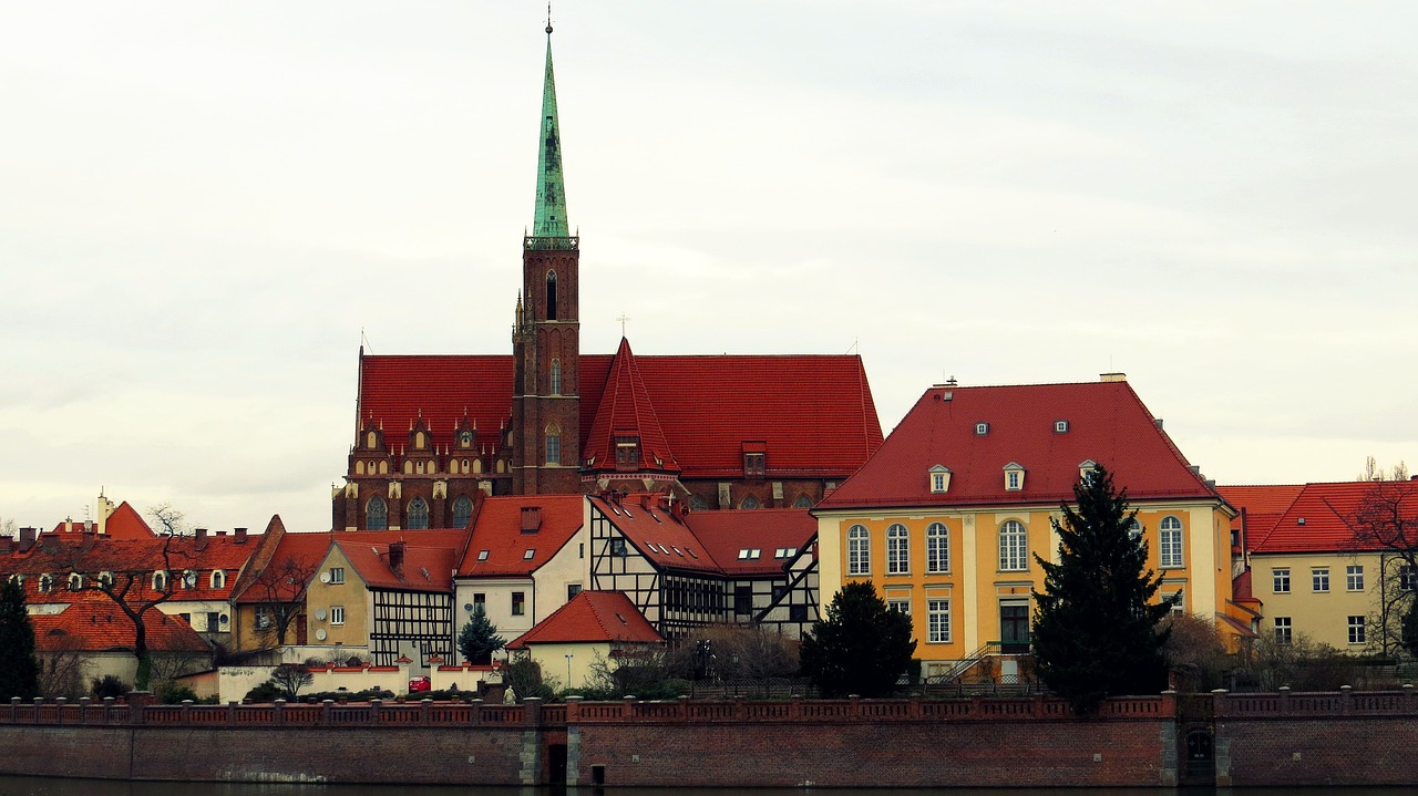 the old town church peer free photo