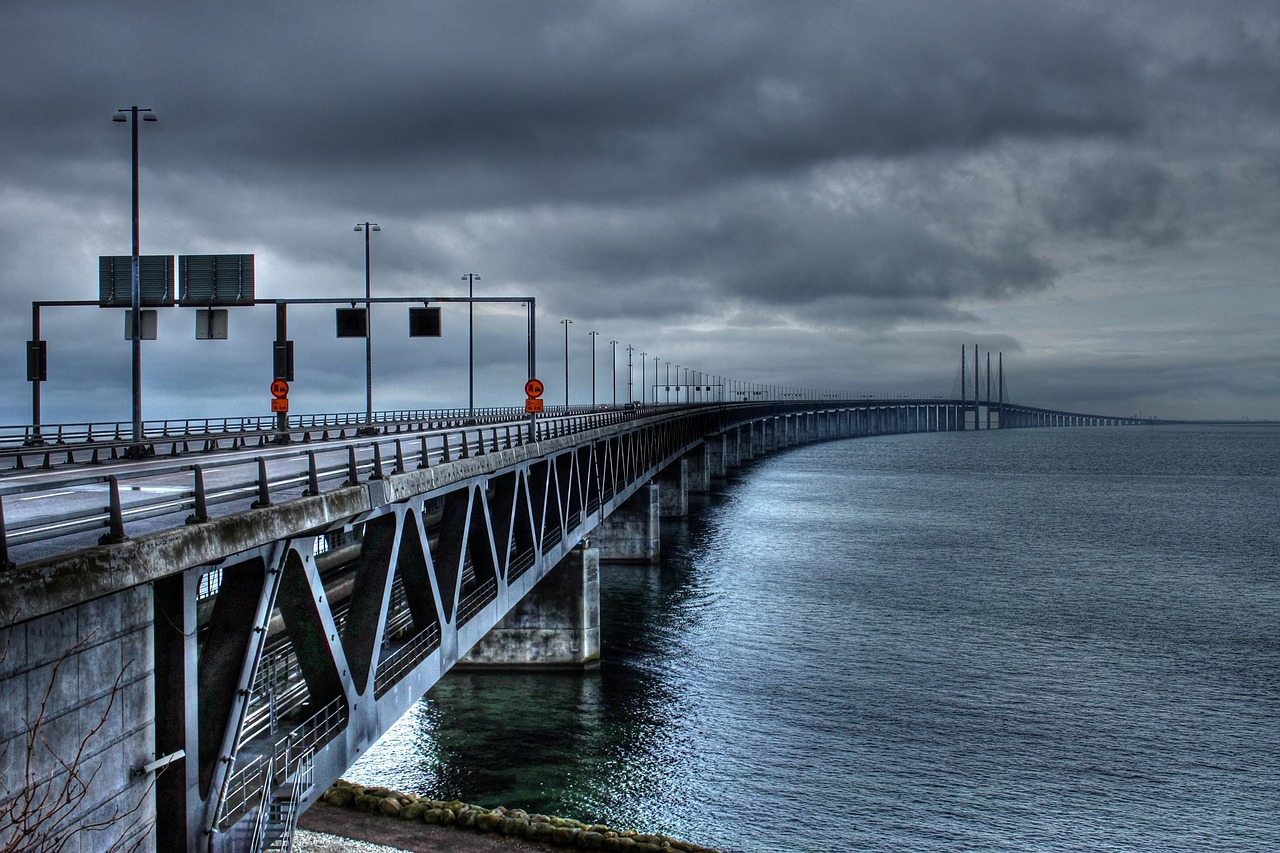 the öresund bridge bro malmö free photo