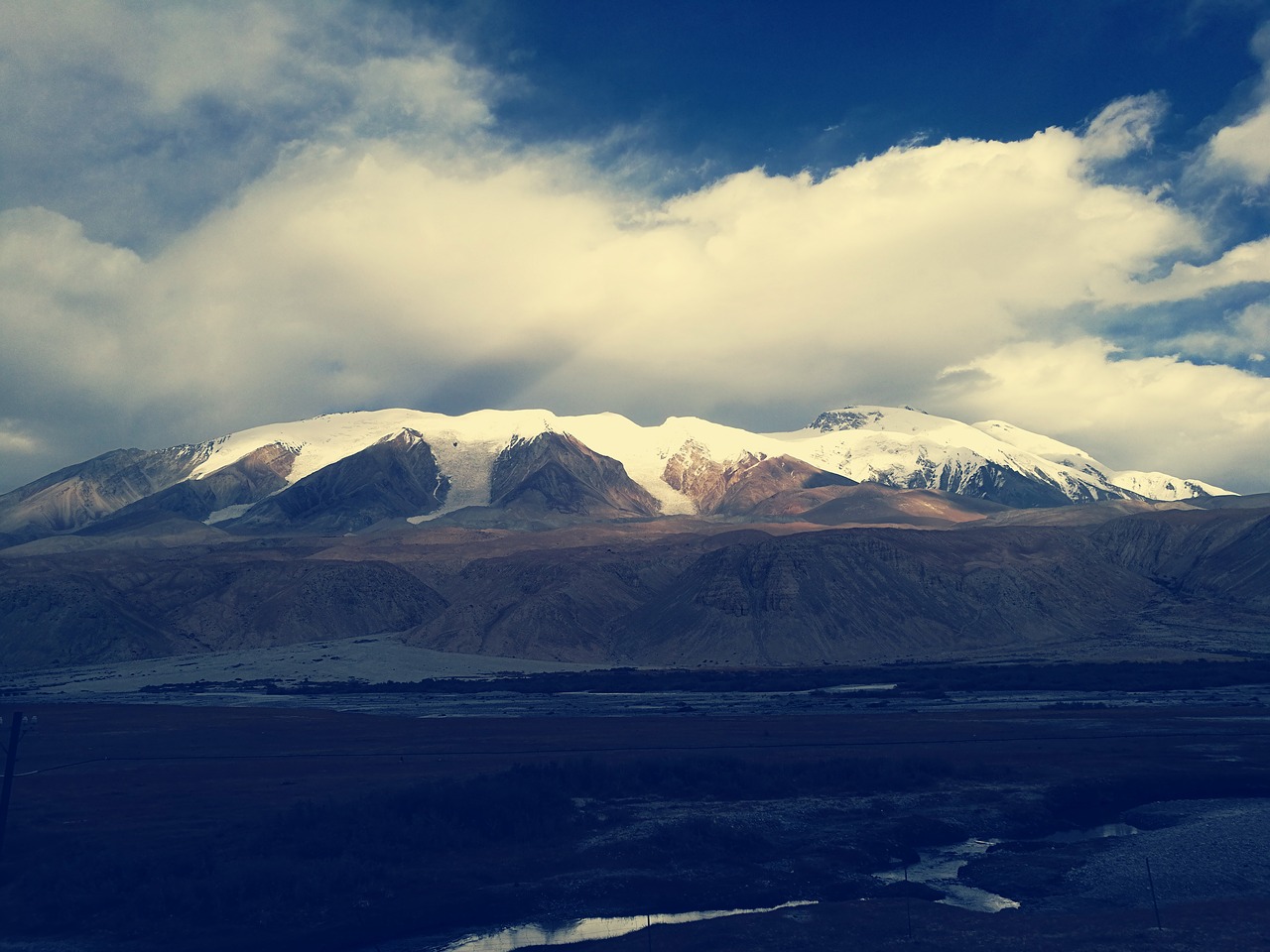 the pamirs snow mountain the end of autumn free photo