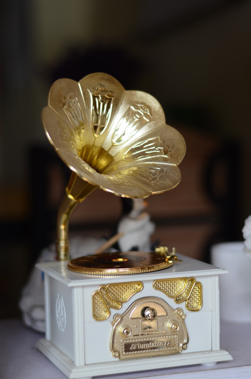 the phonograph music ornament free photo