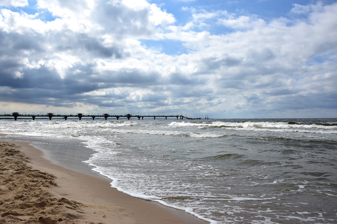 the pier międzyzdroje the waves free photo