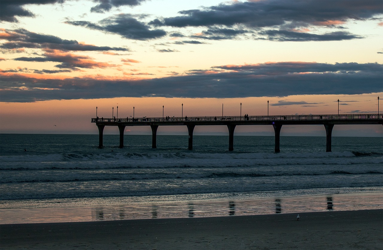 the pier cove beach free photo