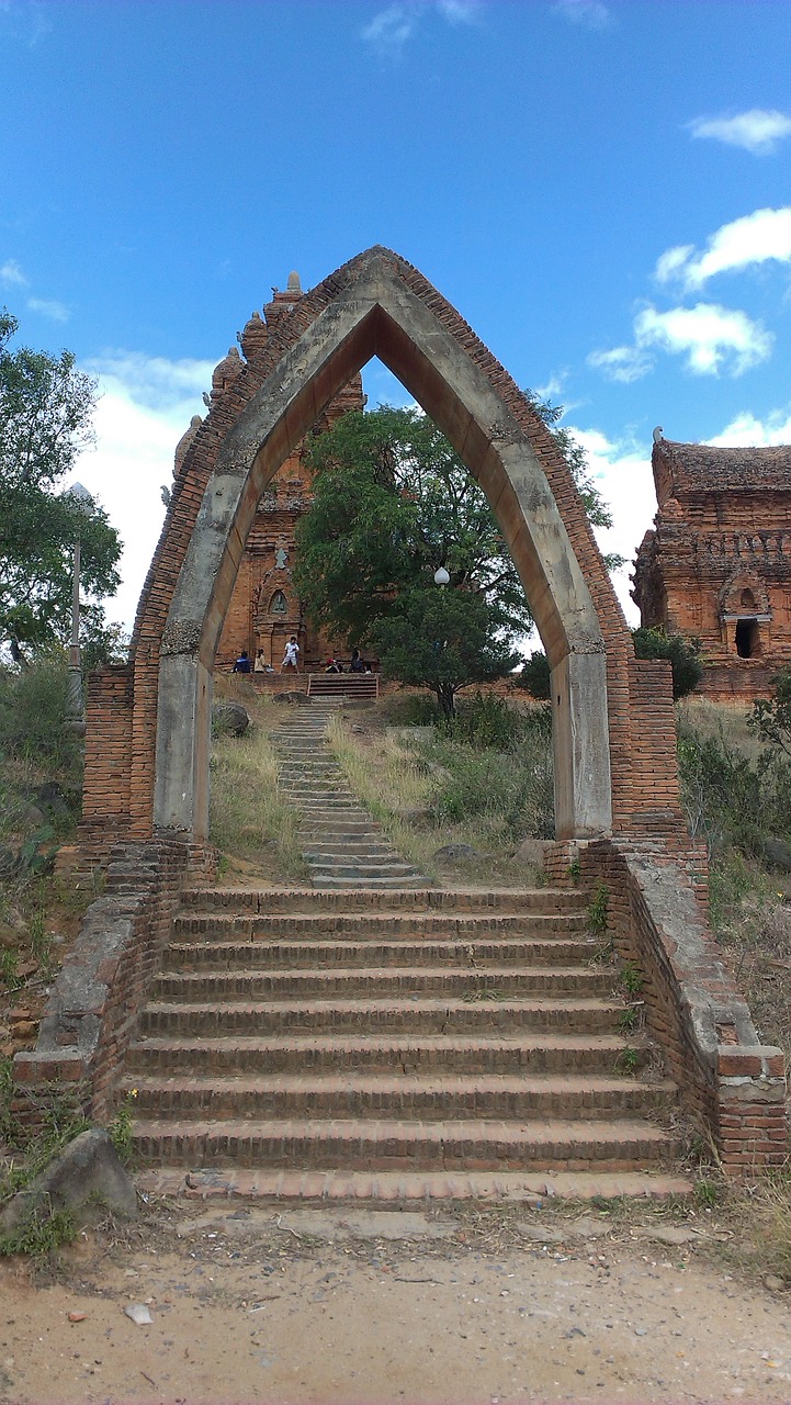 the po klong garai indigo temple cham towers free photo