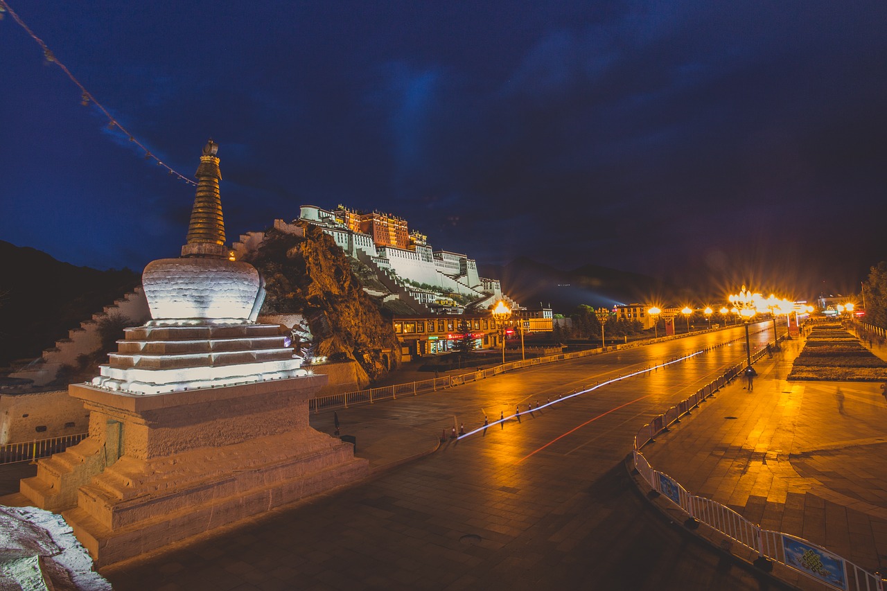 the potala palace tibet china free photo