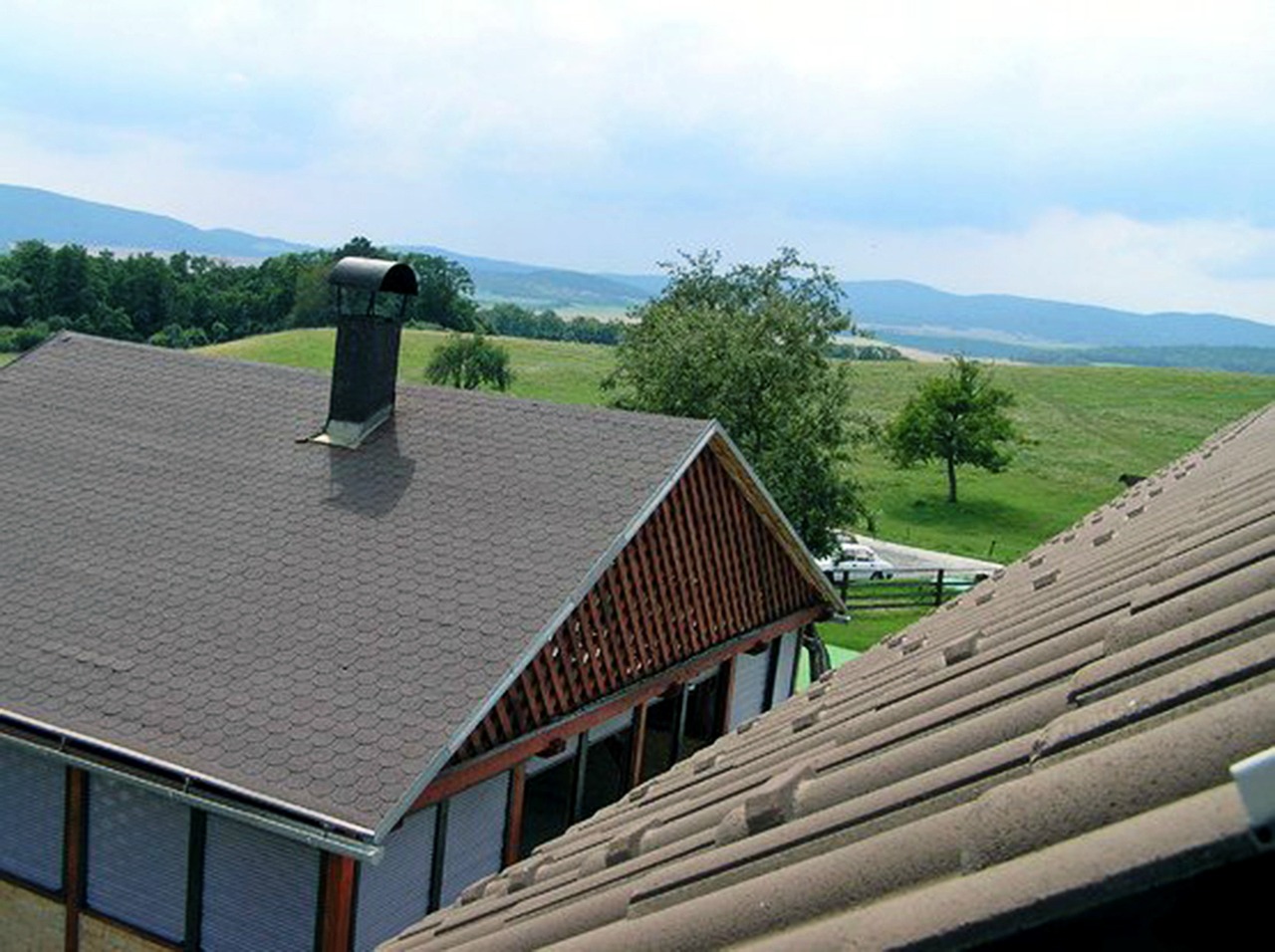 the roof of the tiles gazebo free photo
