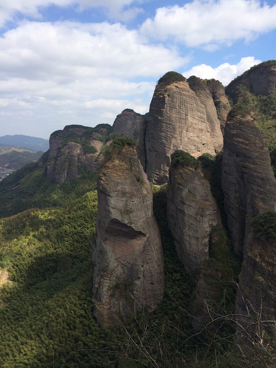 the scenery mountain blue sky free photo