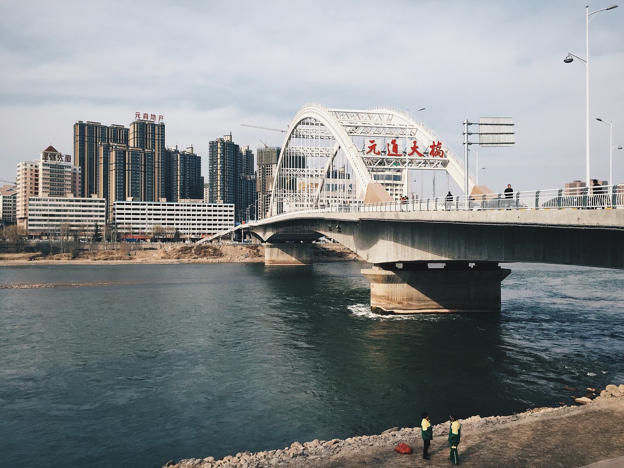 the scenery readily take yuantong bridge free photo