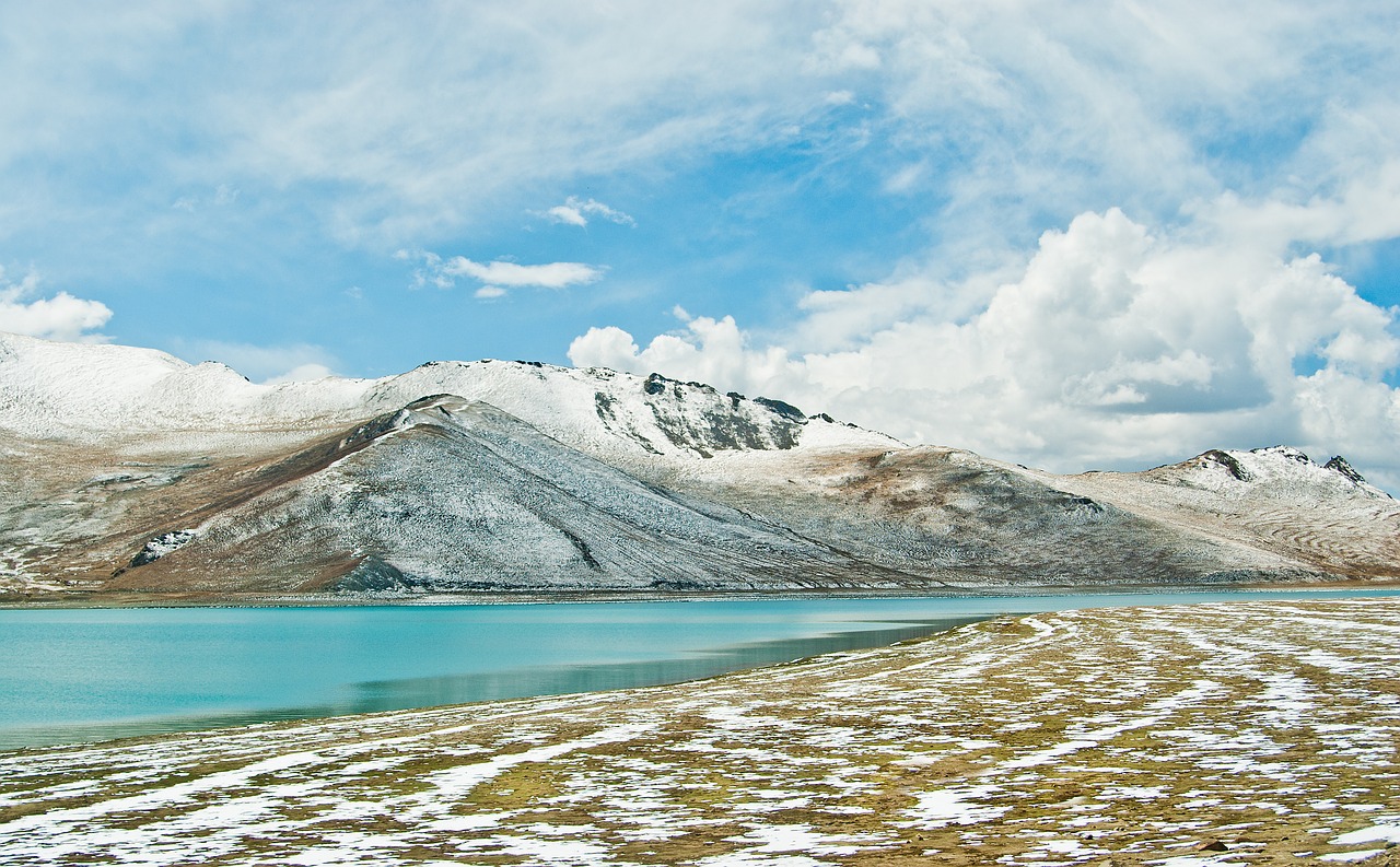 the scenery mountains snow mountain free photo