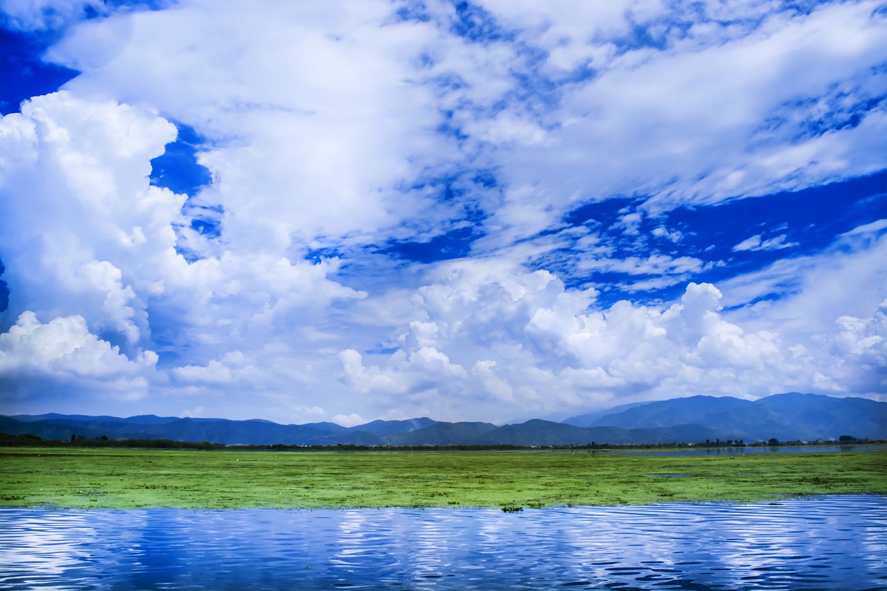 the scenery blue sky white cloud free photo