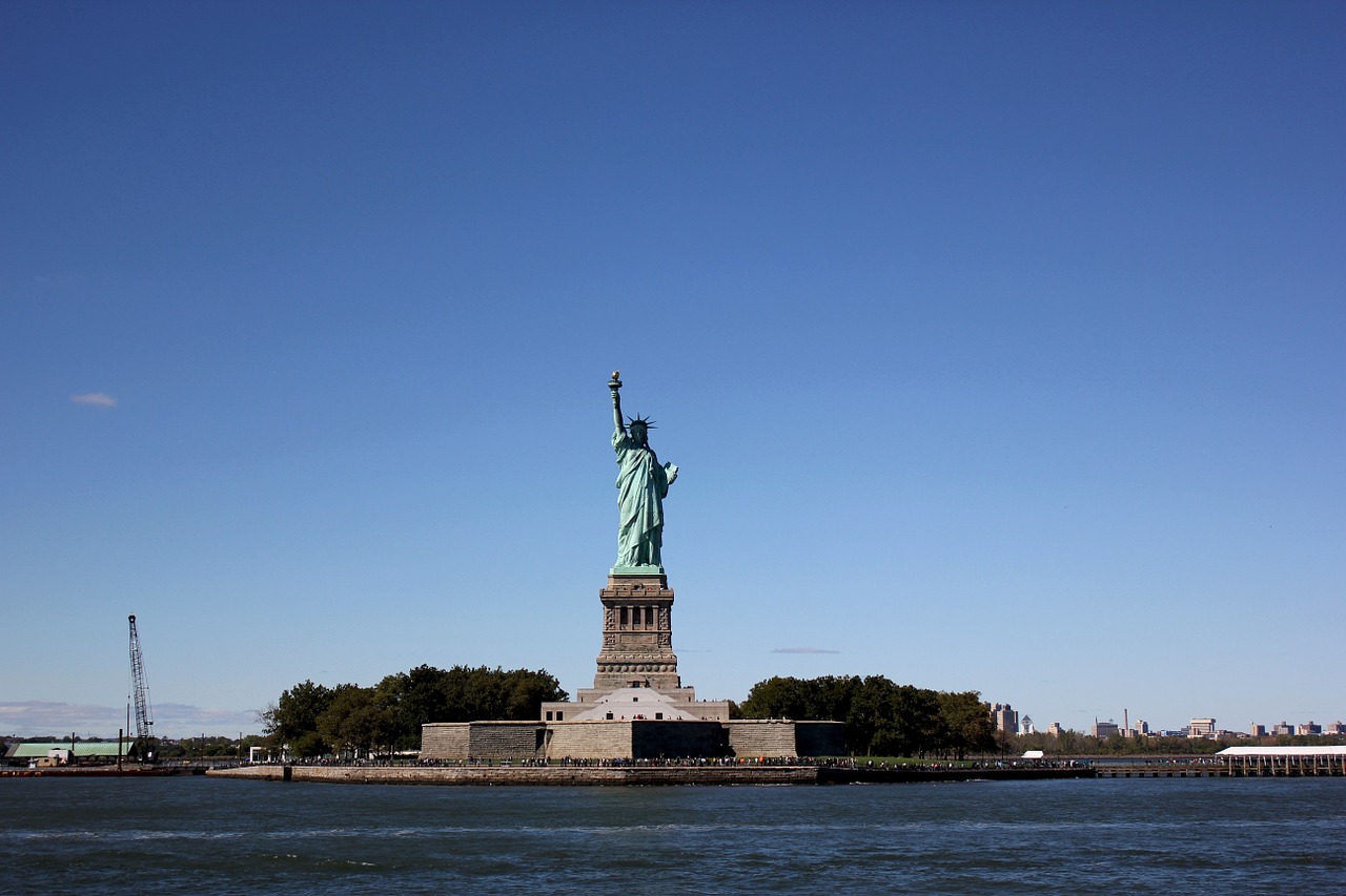 the statue of liberty new york monument free photo