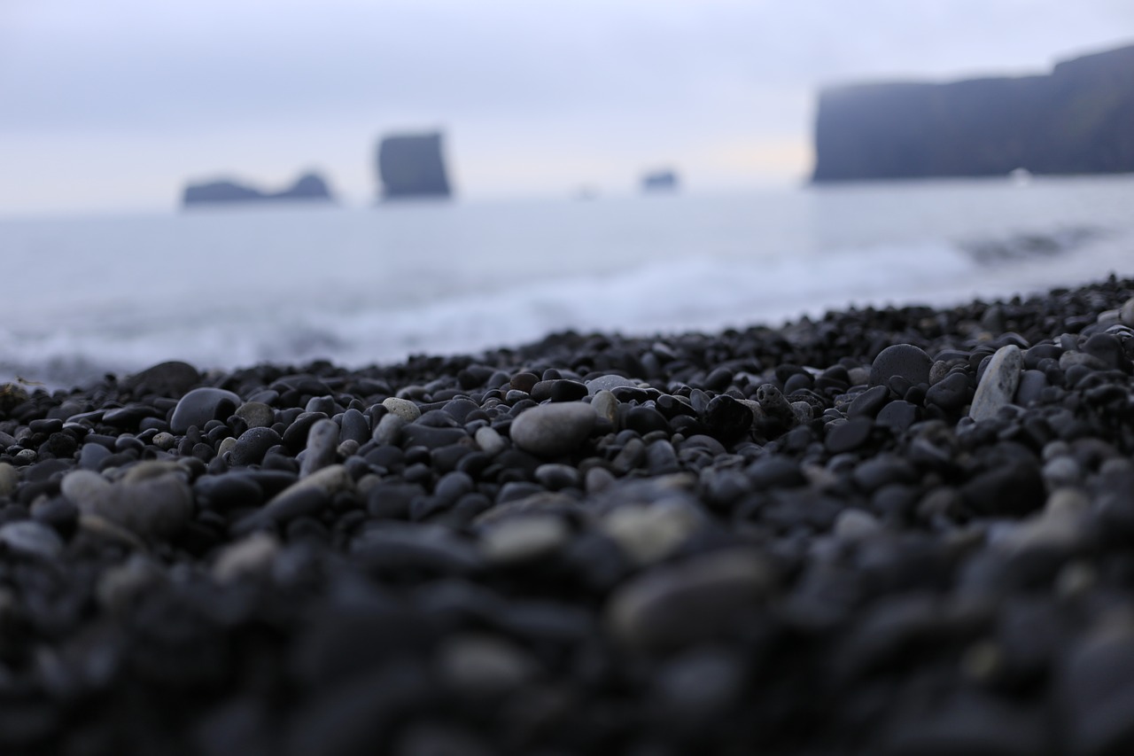 the stones beach iceland free photo