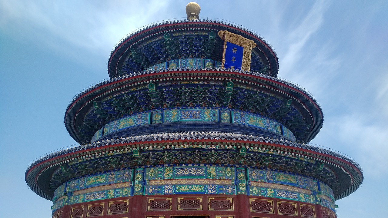 the temple of heaven good harvests the main building free photo