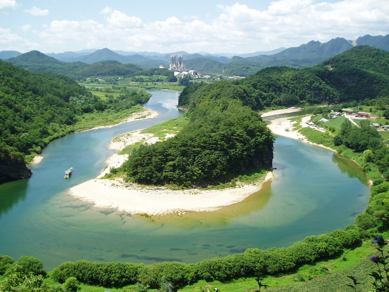 the terrain of the korean peninsula donggang gangwon do free photo