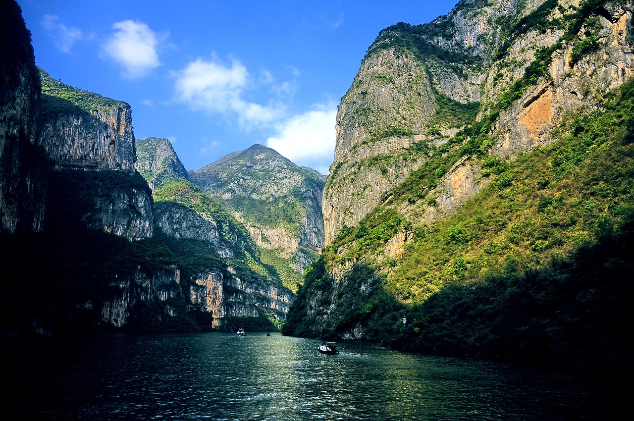 the three gorges landscape china free photo