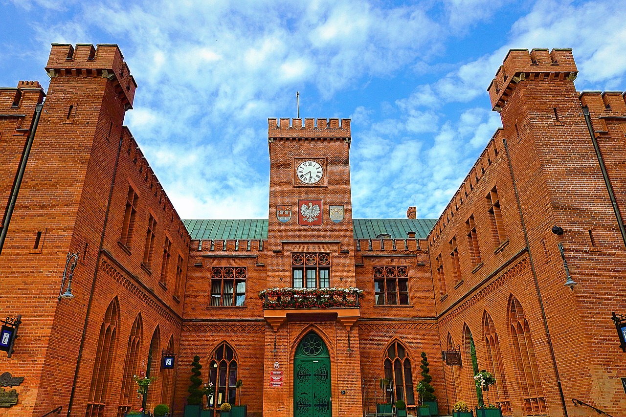 the town hall  kołobrzeg  architecture free photo