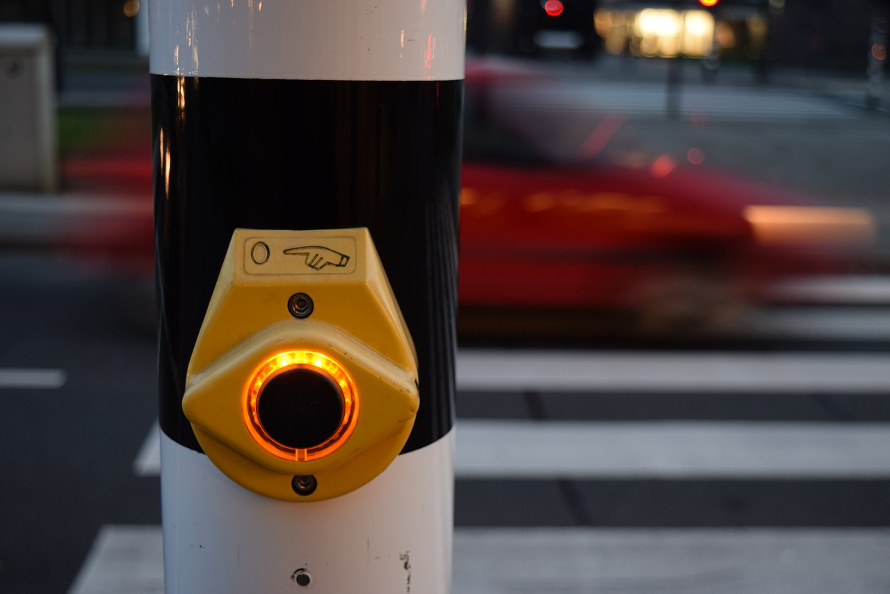 the traffic light button pedestrian crossing free photo