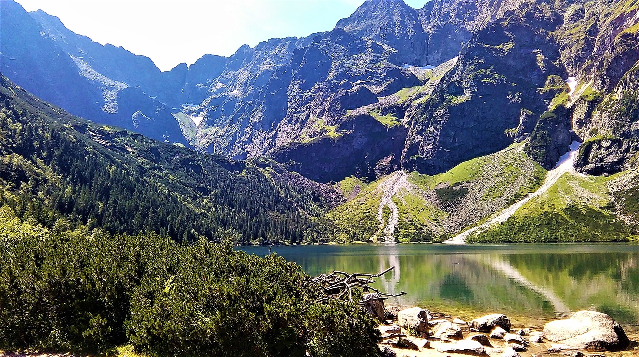 the valley of the lake tourism free photo