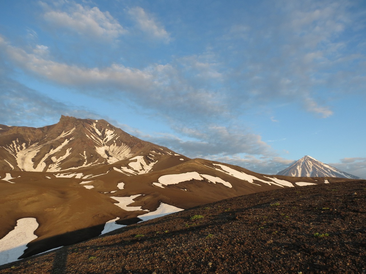 the volcano avachinsky kamchatka mountains free photo