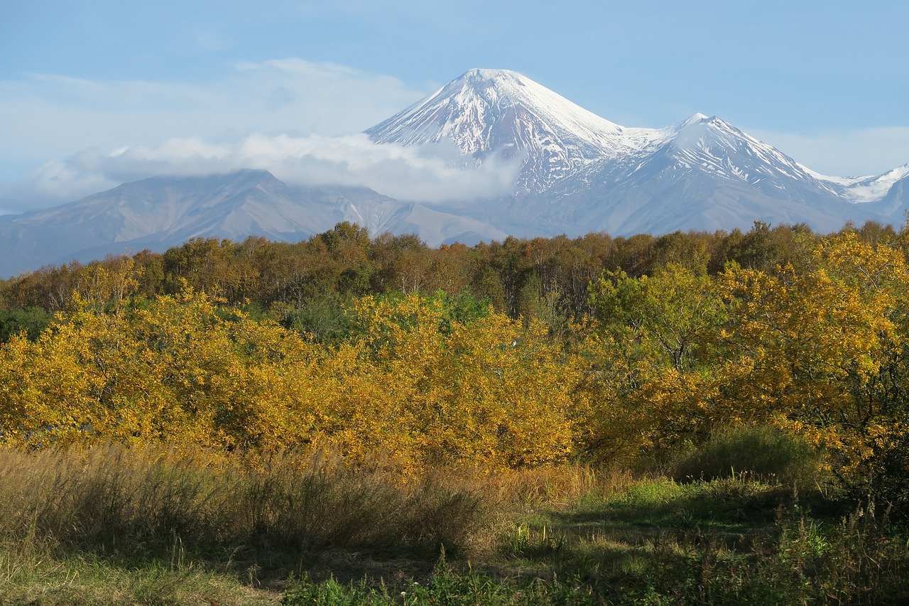 the volcano avachinsky kamchatka mountains free photo