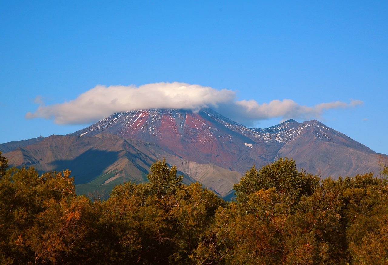 the volcano avachinsky kamchatka mountains free photo