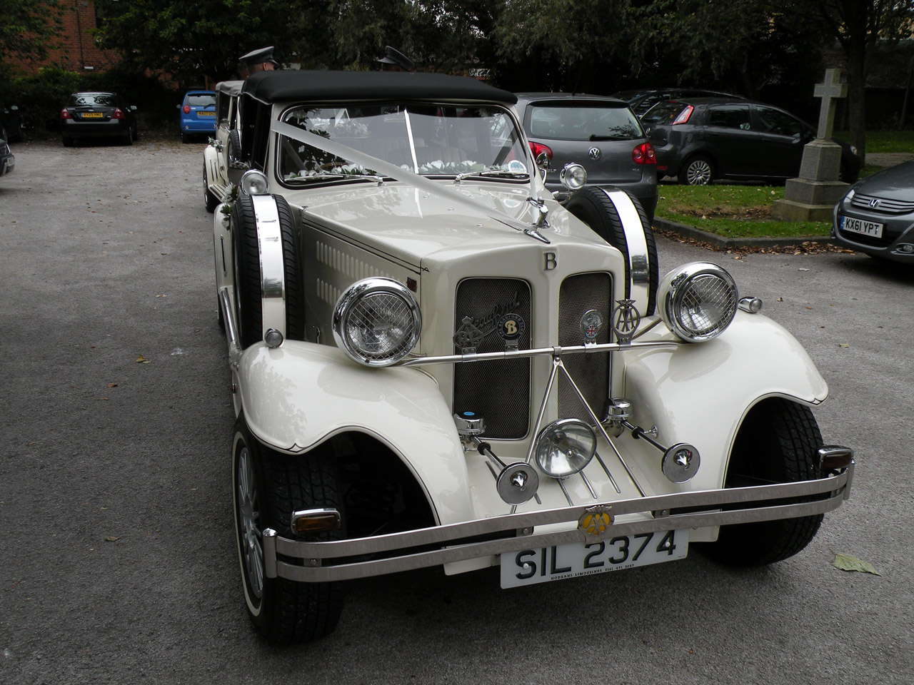 car vintage white free photo