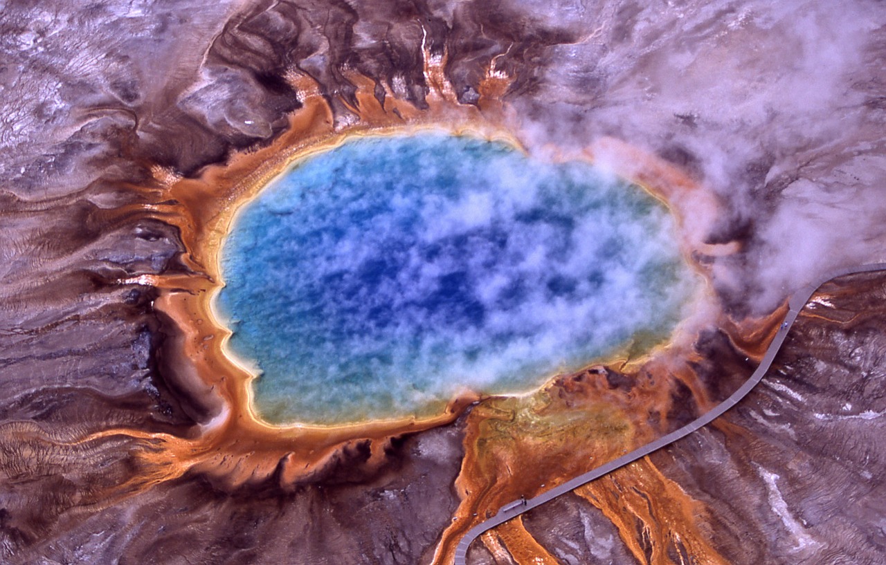 thermal spring grand prismatic spring yellowstone national park free photo