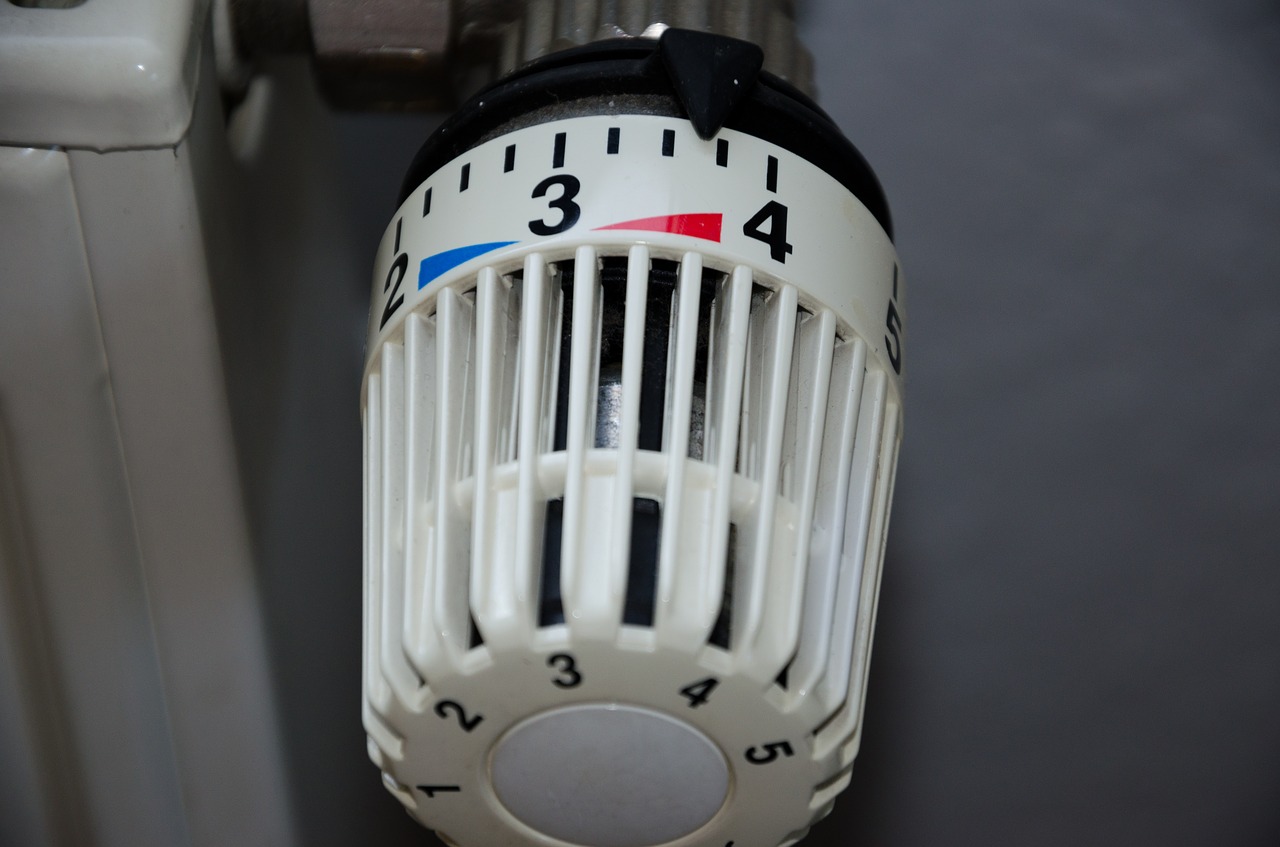 thermostat heating radiator free photo