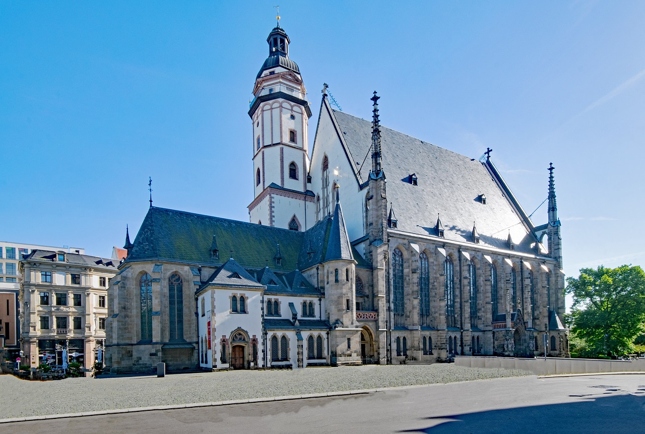 thoma church leipzig saxony free photo