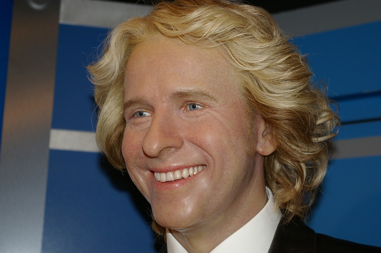 thomas gottschalk television presenter betting that free photo