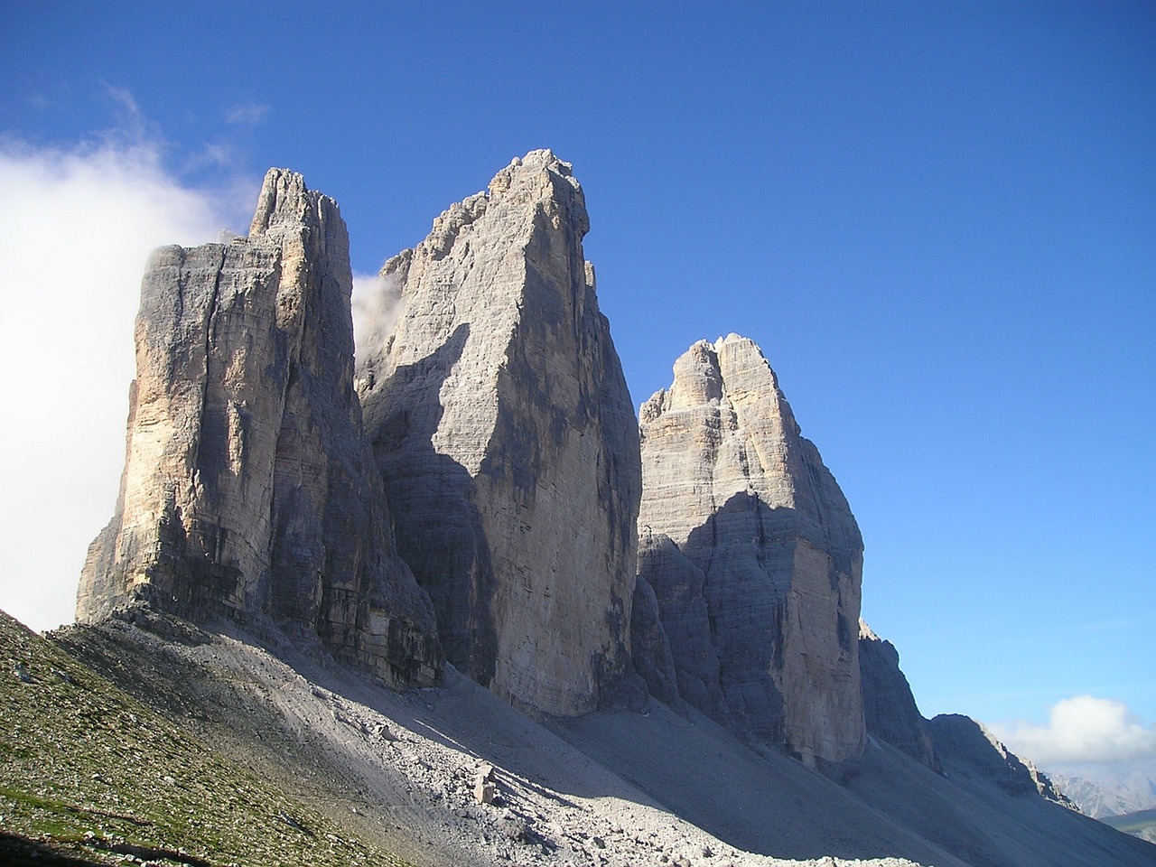 three zinnen lavaredo north wall free photo