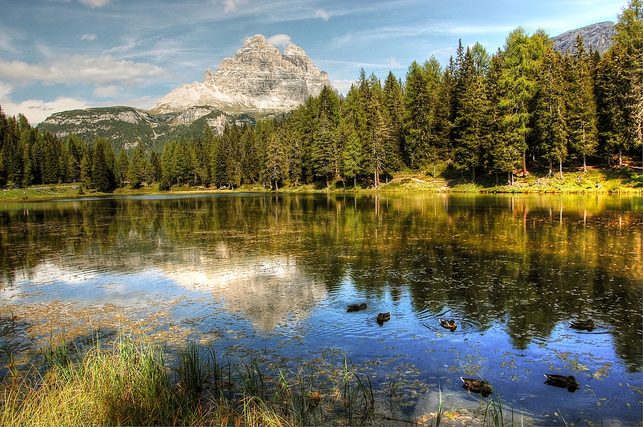 three zinnen  lago antorno  dolomites free photo